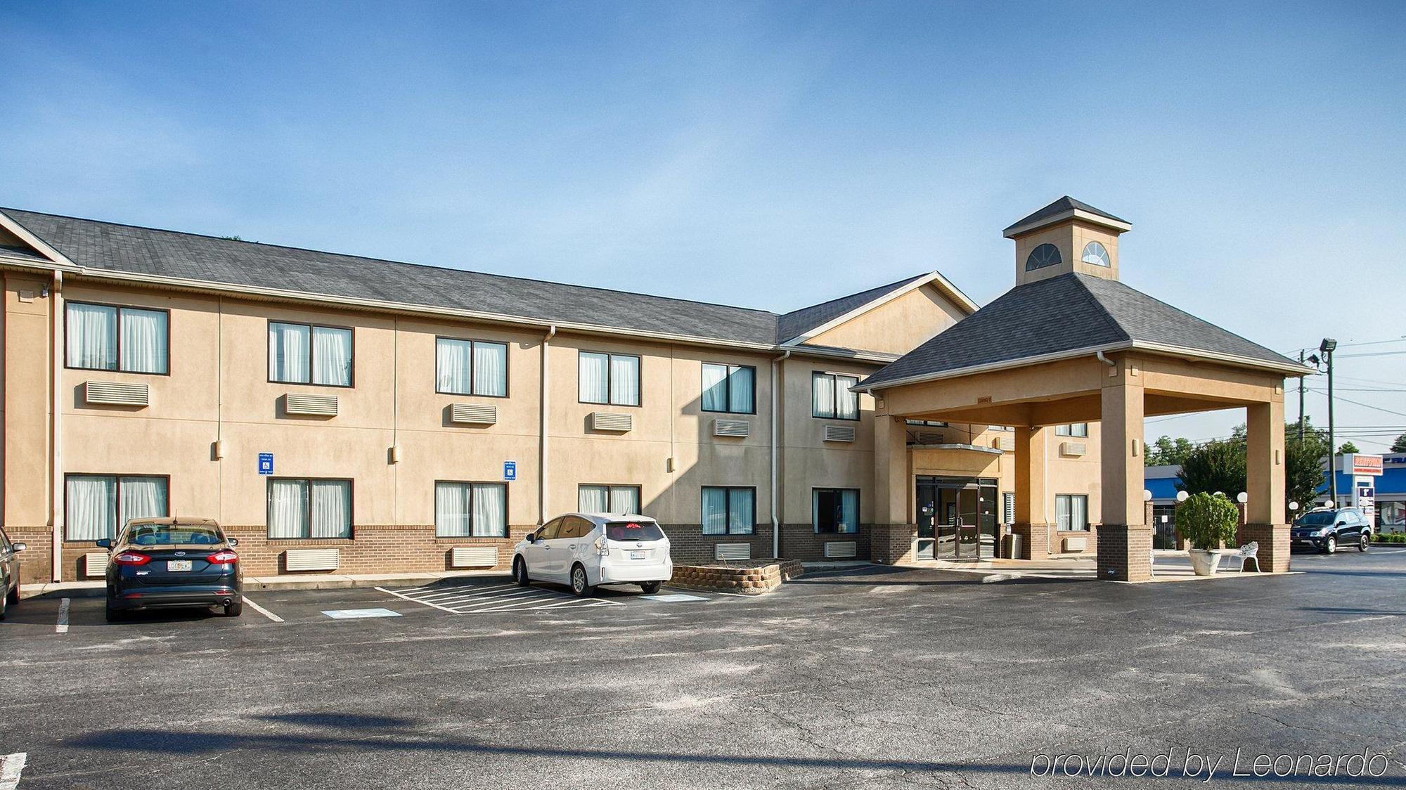 Econo Lodge Уэйнсборо Экстерьер фото